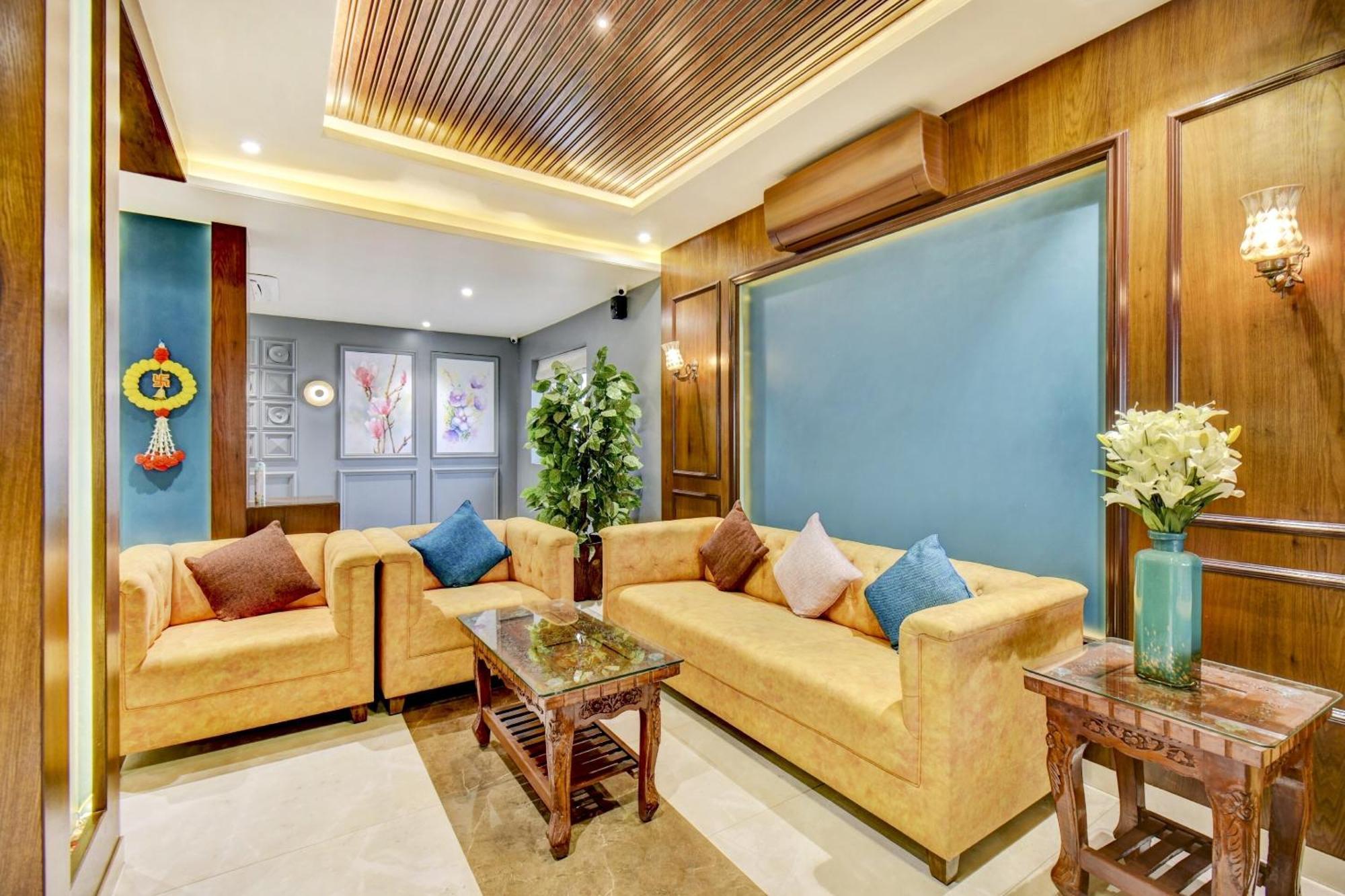 Townhouse Oak Hotel Chaitanya Executive Near Fun Time Multiplex Pune Exterior foto